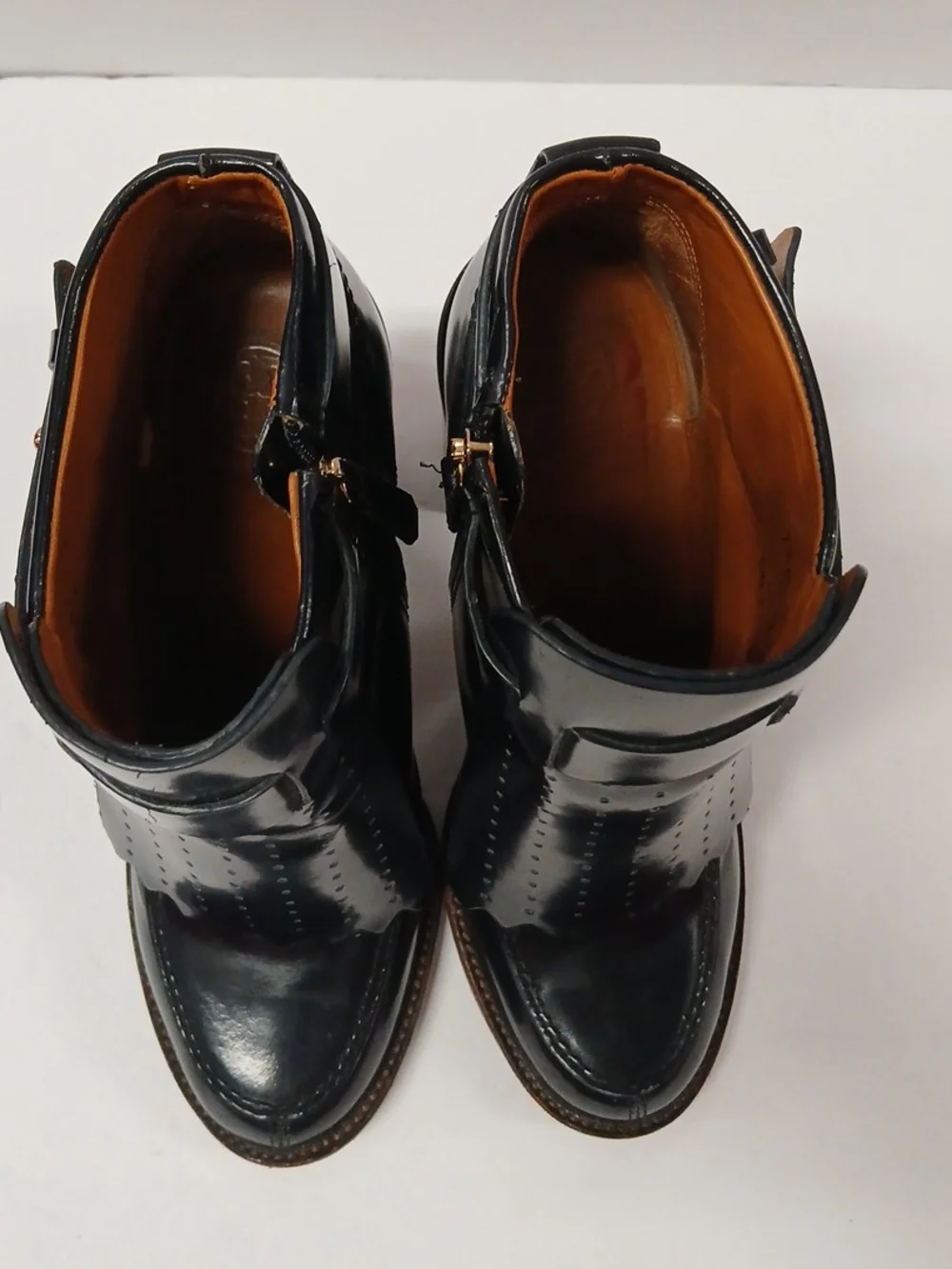 Tory Burch Hyde Booties Ankle Boots Black Glossy Shiny Leather  Kiltie Size 7.5